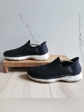 Skechers Performance Womens 9 Slip-ins Go Walk Flex Black